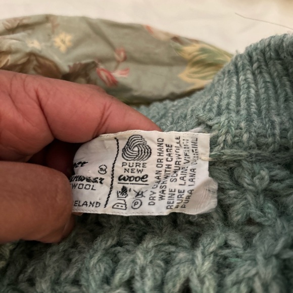 Vintage GAP Of DUNLOE INDUSTRIES/Pure Wool Handloomed Sweater green chunky - Picture 6 of 14